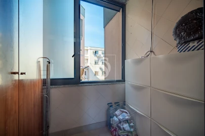 Apartamento T2 para Venda em Urgezes