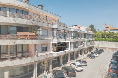 Apartamento T2 para Venda em Urgezes