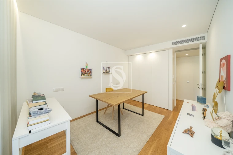 Apartamento T2 para Venda em Azurem Foto 33
