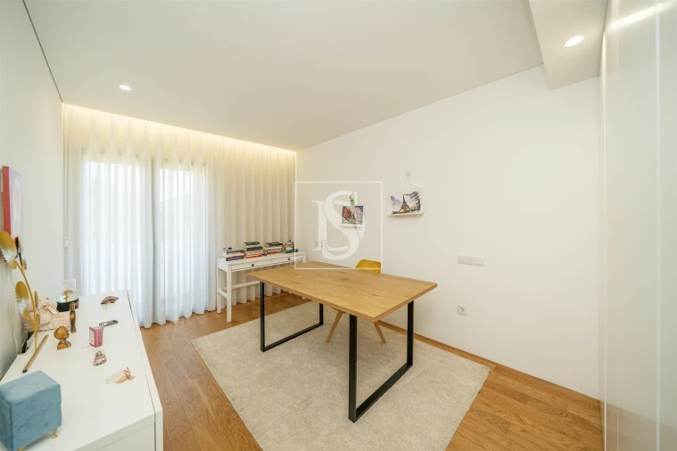 Apartamento T2 para Venda em Azurem Foto 31