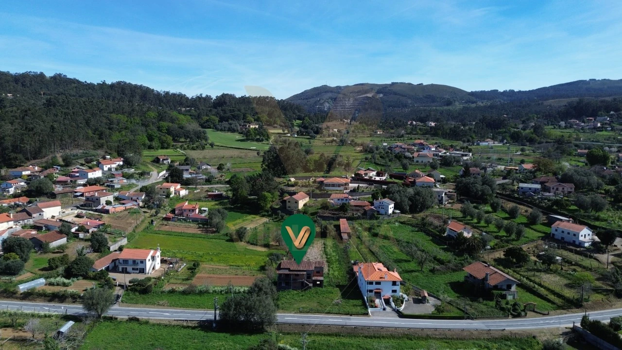 Moradia T4 para Venda em Fornelos e Queijada Foto 9