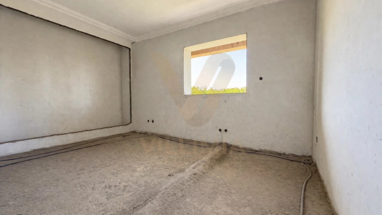 Moradia T4 para Venda em Fornelos e Queijada Foto 21