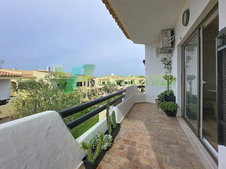 Apartamento T1 para Venda em Alvor Foto 14