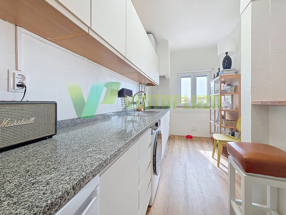 Apartamento T1 para Venda em Alvor Foto 15