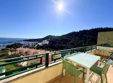 Apartamento T2 para Venda em Sesimbra (Santiago)
