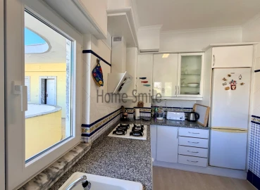 Apartamento T2 para Venda em Sesimbra (Santiago)