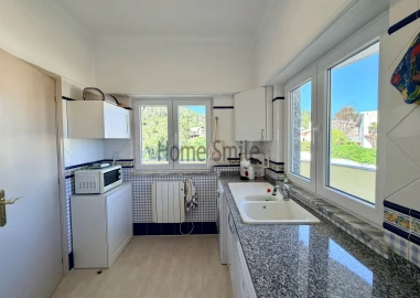 Apartamento T2 para Venda em Sesimbra (Santiago)