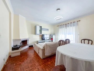 Apartamento T4 para Venda em Abrantes (São Vicente e São João) e Alferrarede