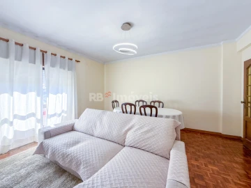 Apartamento T4 para Venda em Abrantes (São Vicente e São João) e Alferrarede