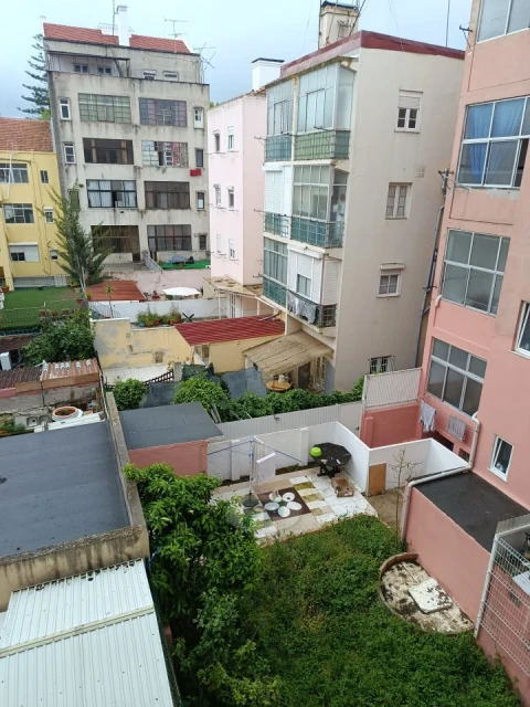 Apartamento T2 para Arrendamento em Moscavide e Portela