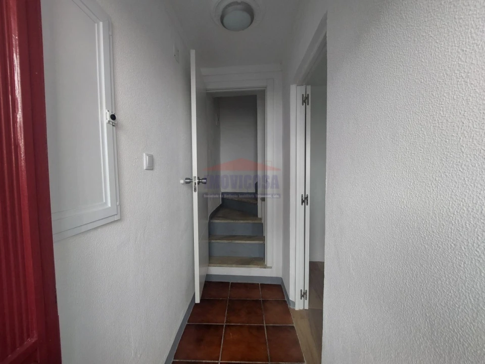 Moradia T2 para Venda em Nossa Senhora da Conceição e São Bartolomeu Foto 1