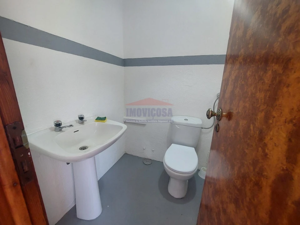 Moradia T2 para Venda em Nossa Senhora da Conceição e São Bartolomeu Foto 27