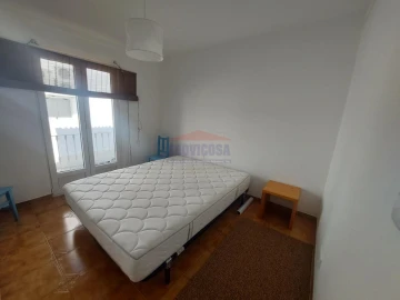 Moradia T2 para Venda em Nossa Senhora da Conceição e São Bartolomeu