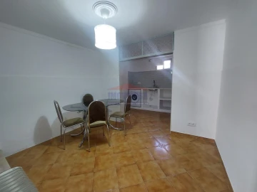 Moradia T2 para Venda em Nossa Senhora da Conceição e São Bartolomeu