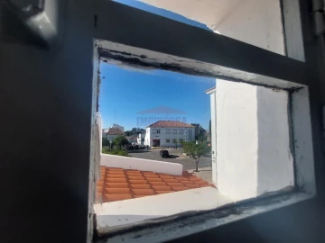 Moradia T2 para Venda em Nossa Senhora da Conceição e São Bartolomeu
