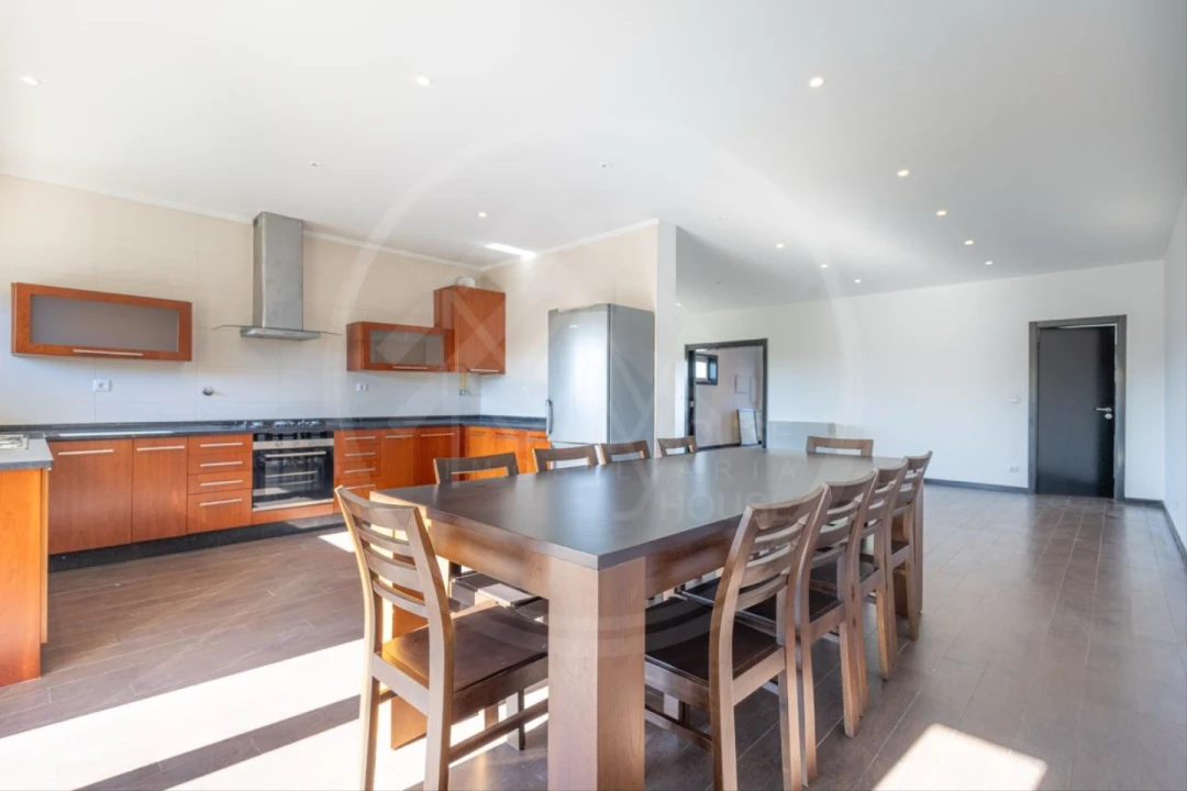 Moradia T3 para Venda em Vilar de Nantes Foto 8