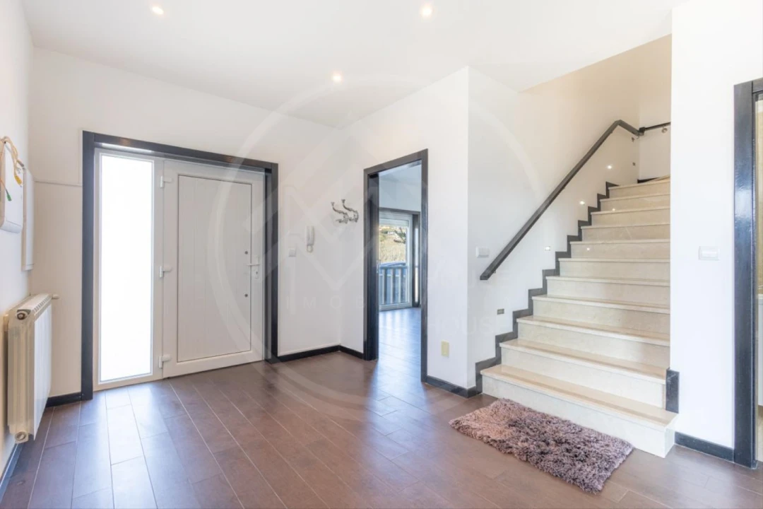 Moradia T3 para Venda em Vilar de Nantes Foto 10