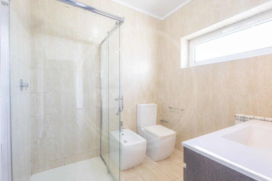 Moradia T3 para Venda em Vilar de Nantes Foto 18