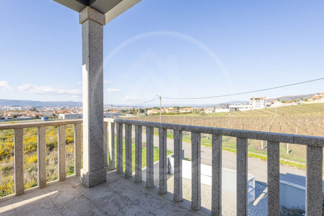 Moradia T3 para Venda em Vilar de Nantes Foto 24