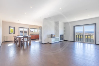 Moradia T3 para Venda em Vilar de Nantes