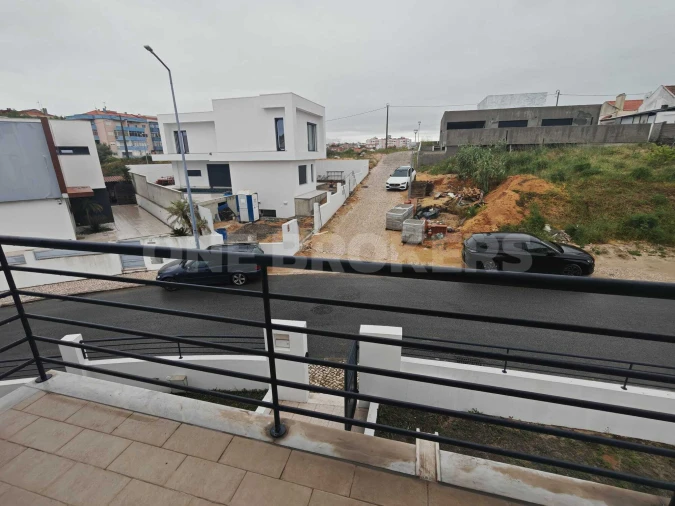 Moradia T5 para Venda em Almada, Cova da Piedade, Pragal e Cacilhas Foto 12