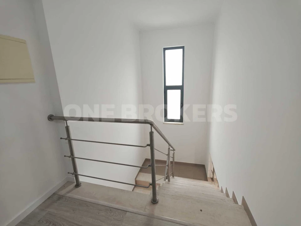 Moradia T5 para Venda em Almada, Cova da Piedade, Pragal e Cacilhas Foto 7