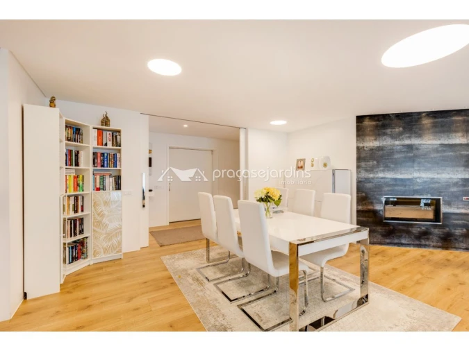 Moradia T5 para Venda em Amor Foto 13