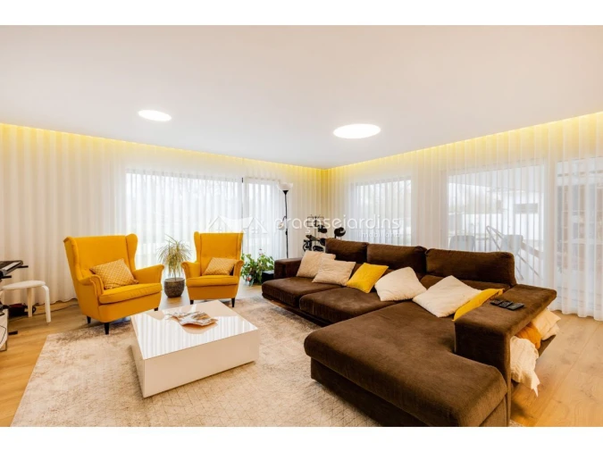 Moradia T5 para Venda em Amor Foto 6