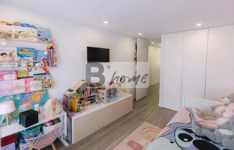Apartamento T3 para Venda em Corroios Foto 19