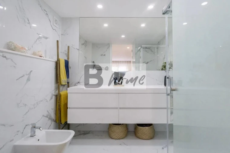 Apartamento T3 para Venda em Corroios Foto 20
