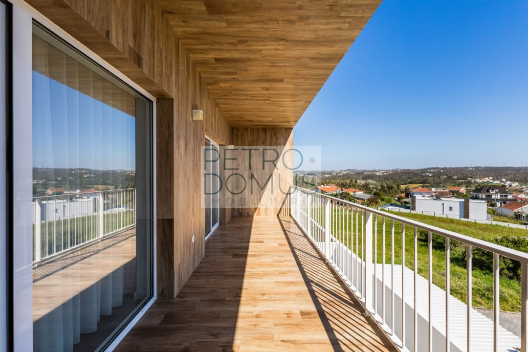 Moradia T5 para Venda em Leiria, Pousos, Barreira e Cortes Foto 25