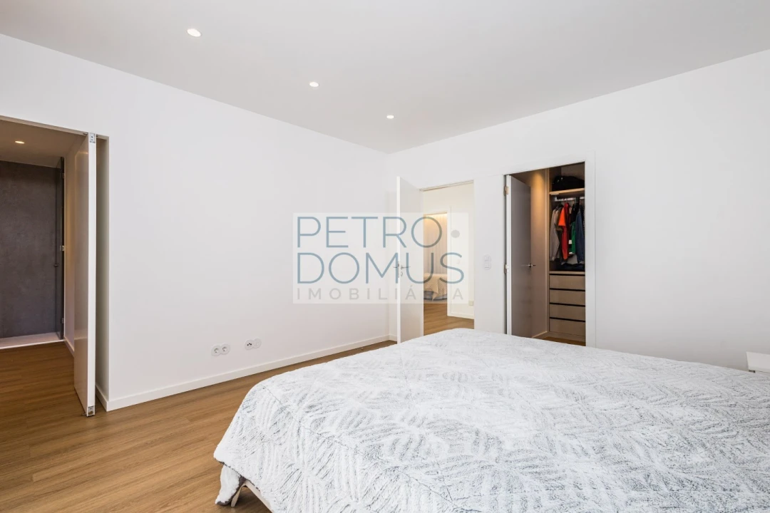 Moradia T5 para Venda em Leiria, Pousos, Barreira e Cortes Foto 28