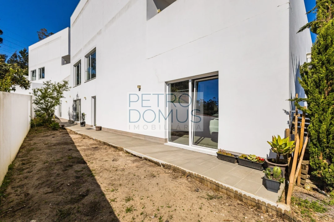 Moradia T5 para Venda em Leiria, Pousos, Barreira e Cortes Foto 49
