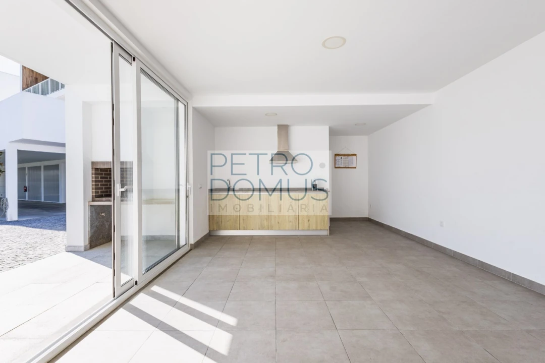 Moradia T5 para Venda em Leiria, Pousos, Barreira e Cortes Foto 50