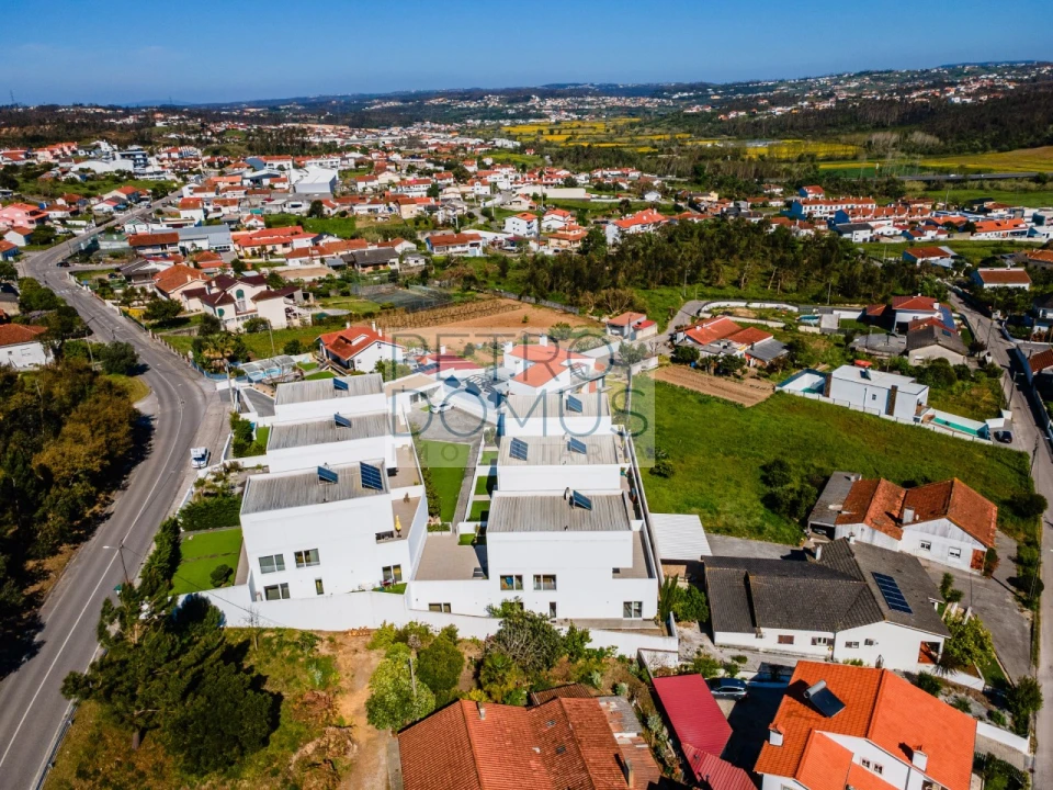 Moradia T5 para Venda em Leiria, Pousos, Barreira e Cortes Foto 51