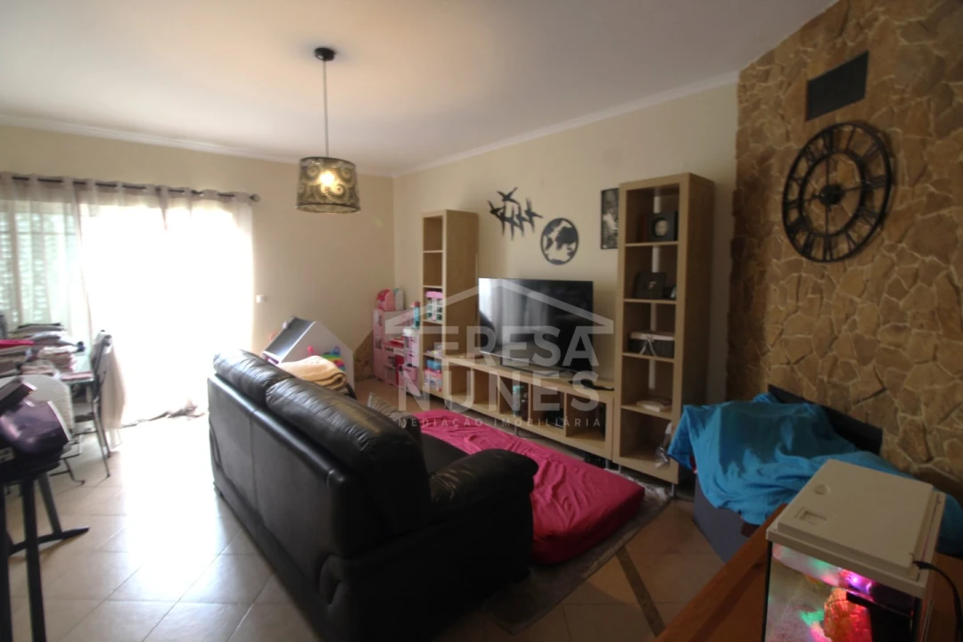 Moradia T2 para Venda em Quinta do Conde Foto 5