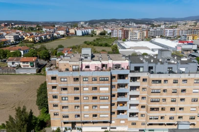 Apartamento T3 para Arrendamento em Aguas Santas