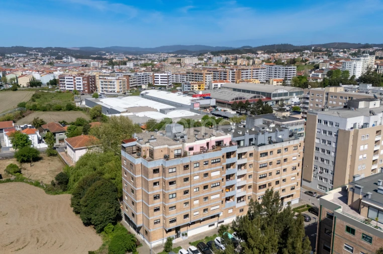 Apartamento T3 para Arrendamento em Aguas Santas Foto 15