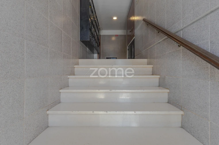 Apartamento T3 para Arrendamento em Aguas Santas Foto 16