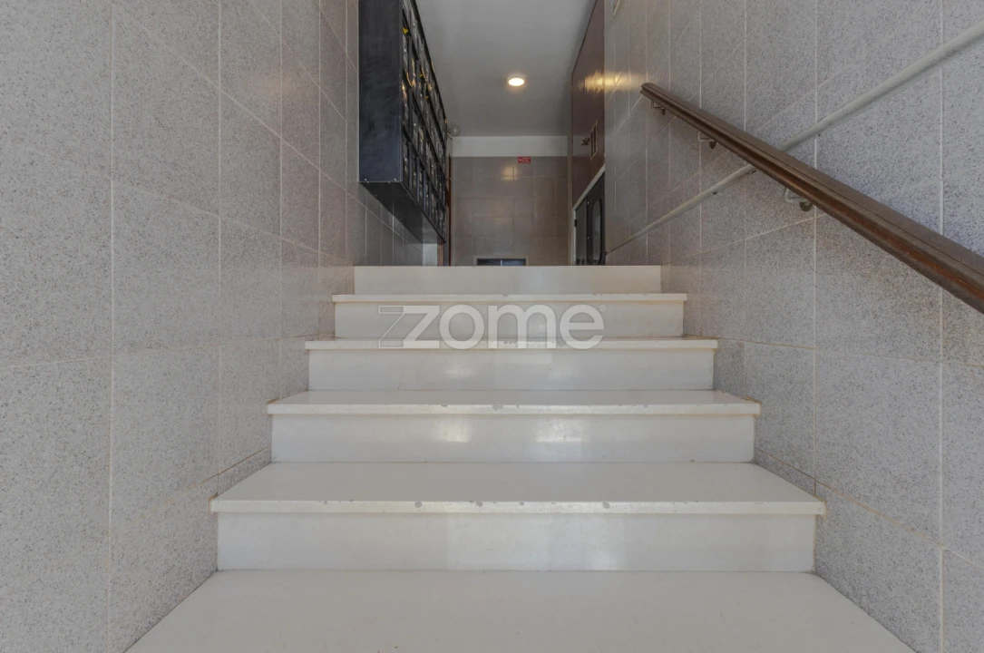 Apartamento T3 para Arrendamento em Aguas Santas Foto 16