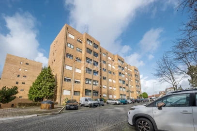 Apartamento T3 para Venda em Pedrouços