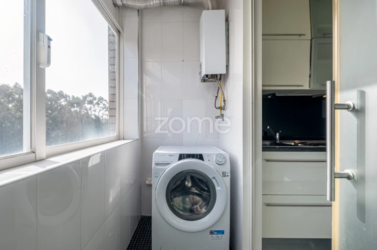 Apartamento T3 para Venda em Pedrouços Foto 17