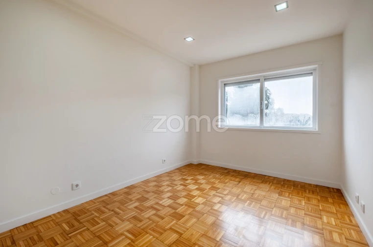 Apartamento T3 para Venda em Pedrouços Foto 23