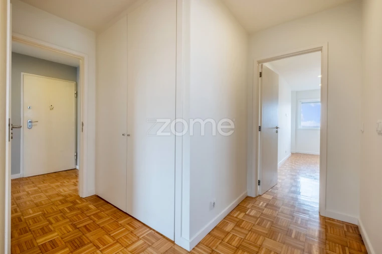 Apartamento T3 para Venda em Pedrouços Foto 34