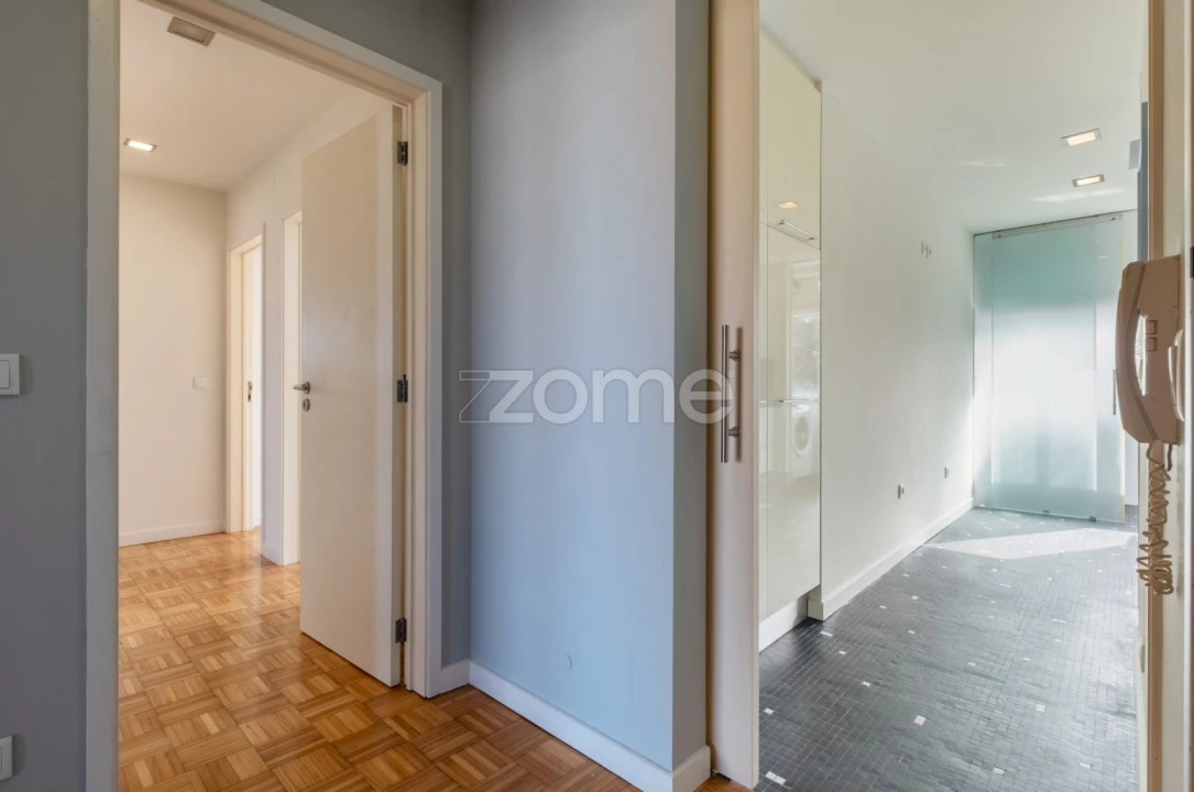 Apartamento T3 para Venda em Pedrouços Foto 13