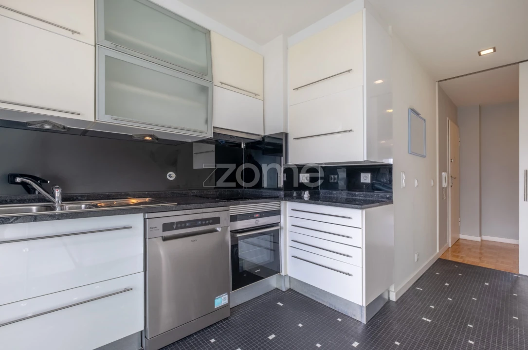 Apartamento T3 para Venda em Pedrouços Foto 15