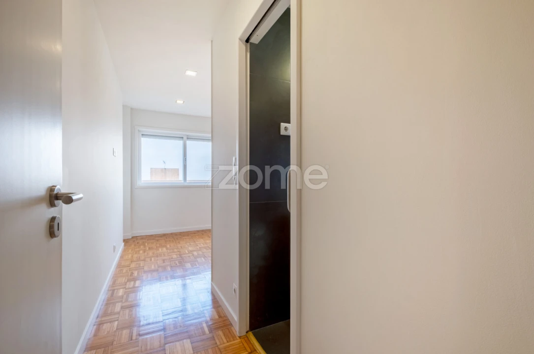 Apartamento T3 para Venda em Pedrouços Foto 29