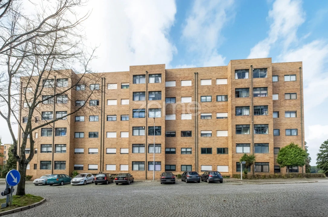 Apartamento T3 para Venda em Pedrouços Foto 1