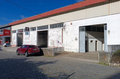 Terreno Comércio / Armazém para Arrendamento em Custóias, Leça do Balio e Guifões