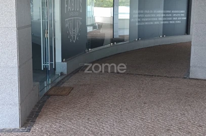 Negócio para Arrendamento em Oeiras e São Julião da Barra, Paço de Arcos e Caxias